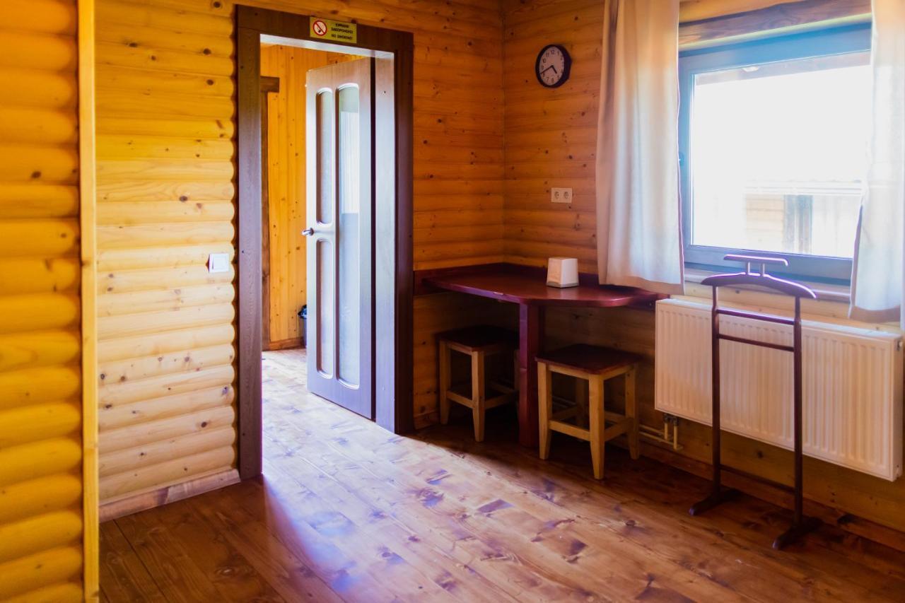Guest Houses Near Karlsdorf Klimets ภายนอก รูปภาพ